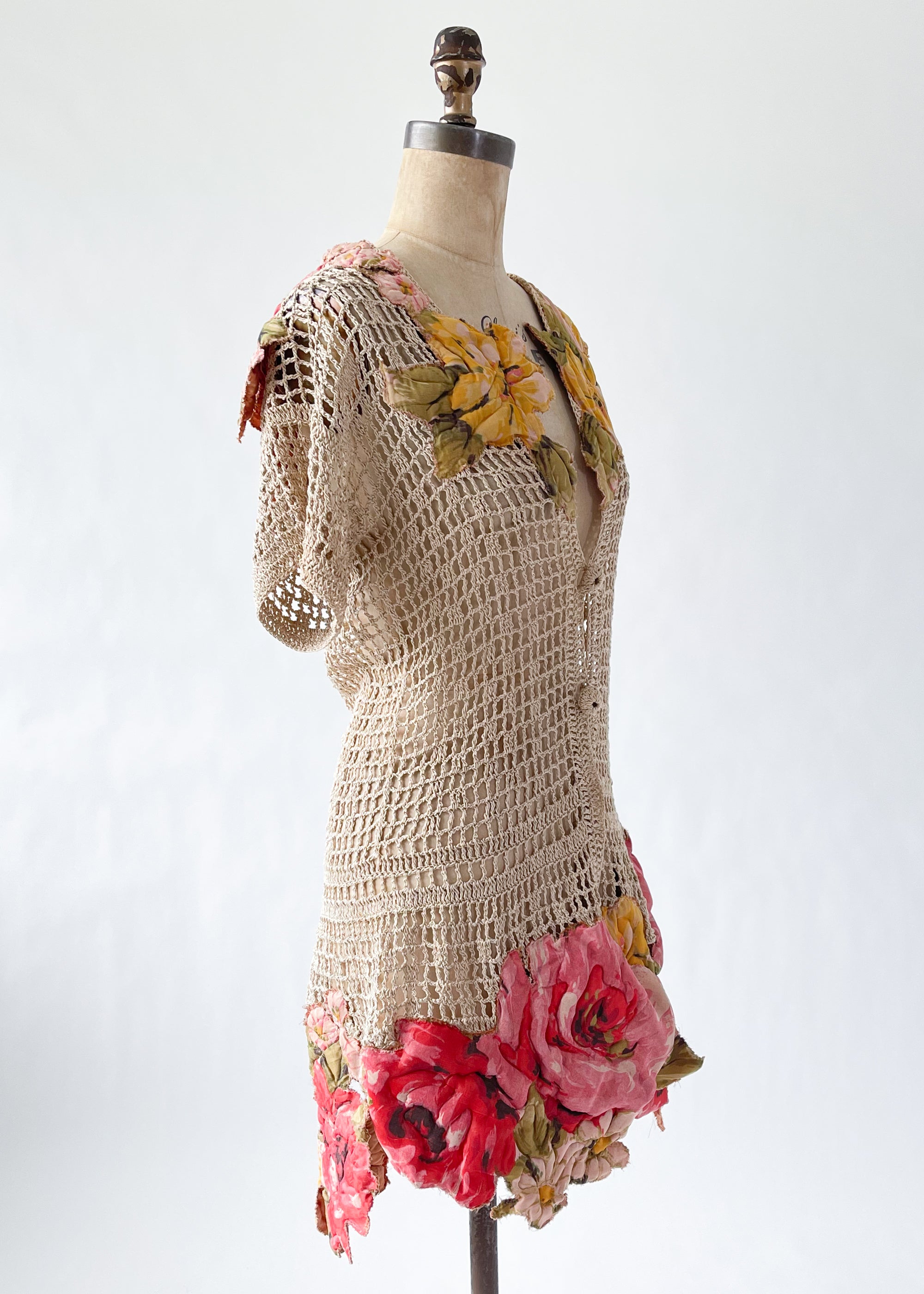 Vintage Crochet Cardigan with Bold Flowers