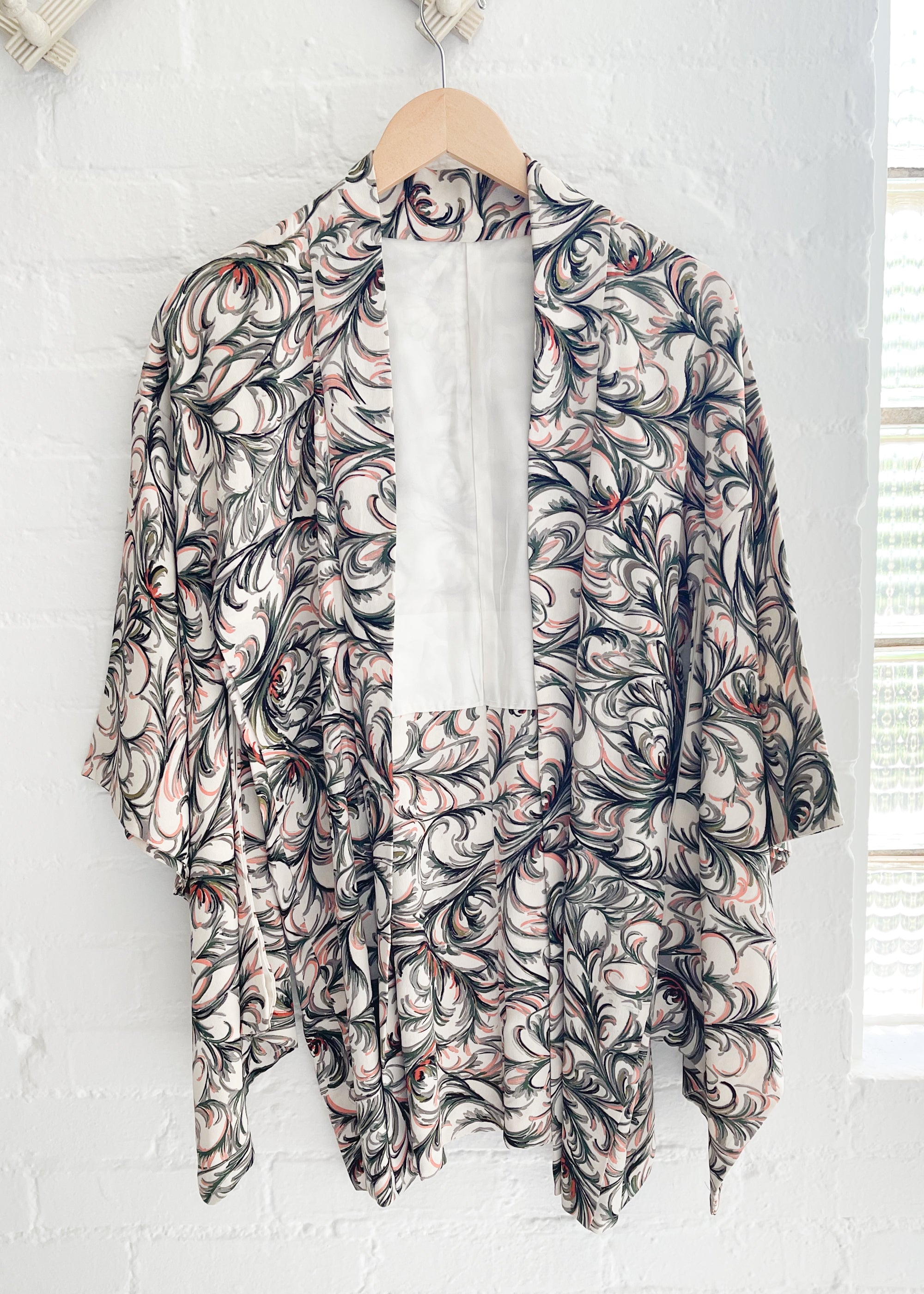 Vintage 1950s Short Kimono
